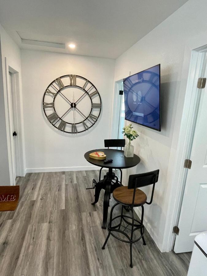 1102 French St Apartment Santa Ana Ngoại thất bức ảnh